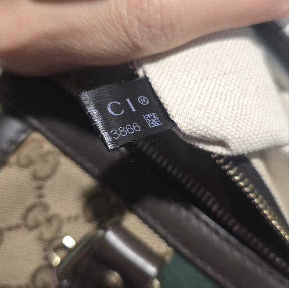 Gucci Boston GG Small Boston Leather Bag, gift paper, and a hard box. - Picture 14 of 16